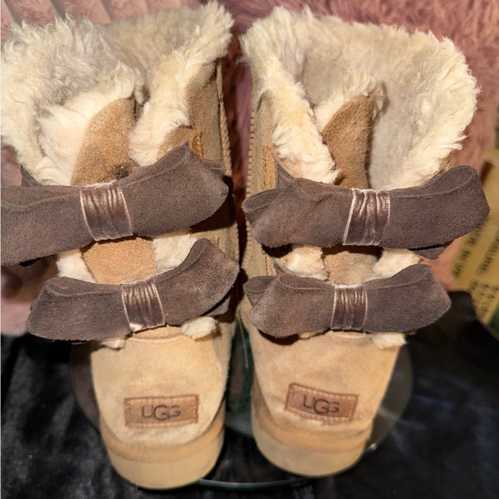 UGG Shearling Boots with Bows in Tan and Brown